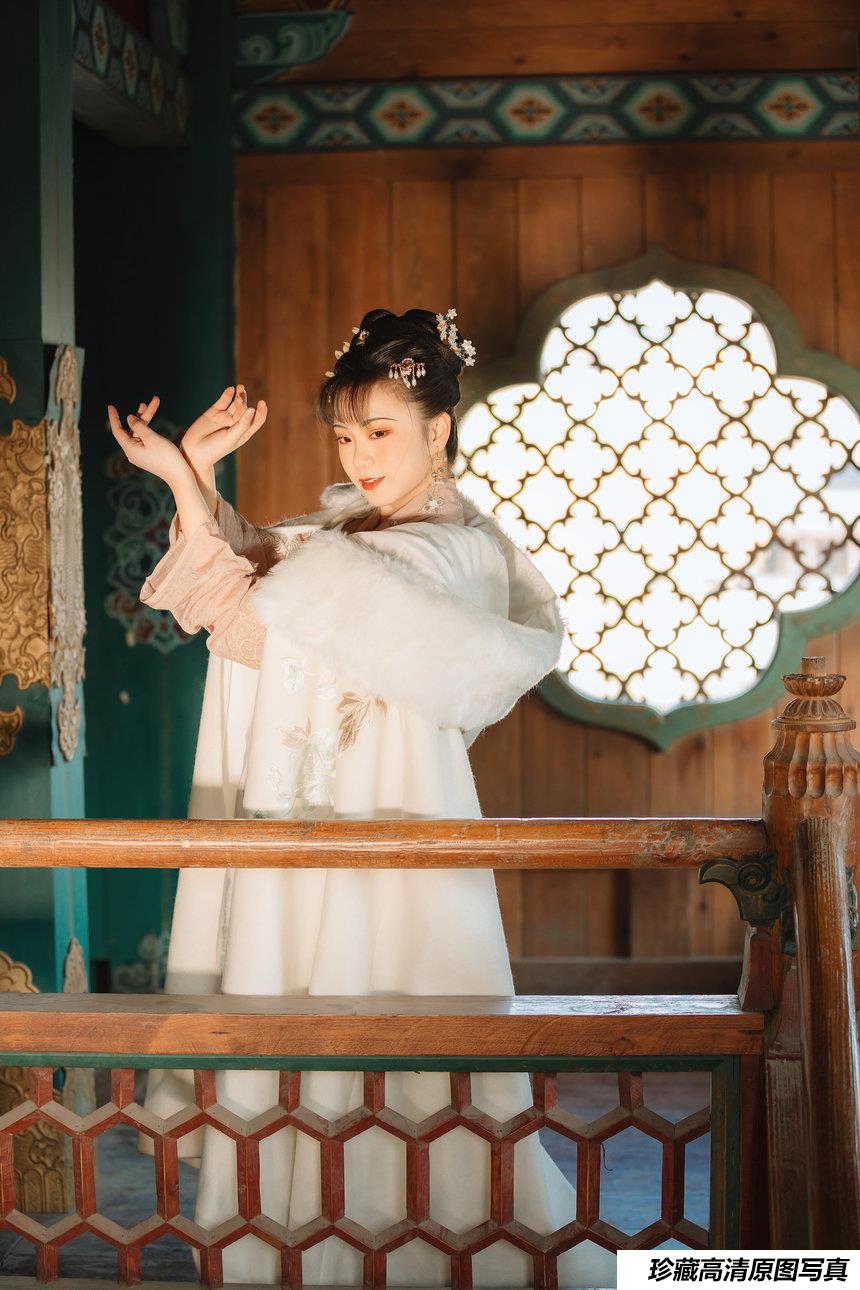 [YITUYU]艺图语 2021.08.20 锦瑟 碧山 [21P-369MB]