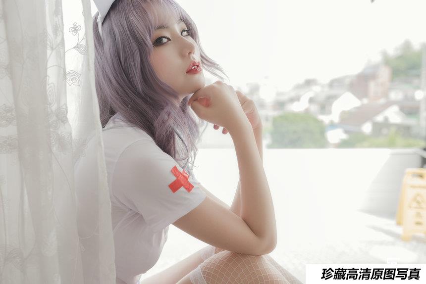 Saint Photo Life Growing up Vol.2 - Yuna [63P-318]