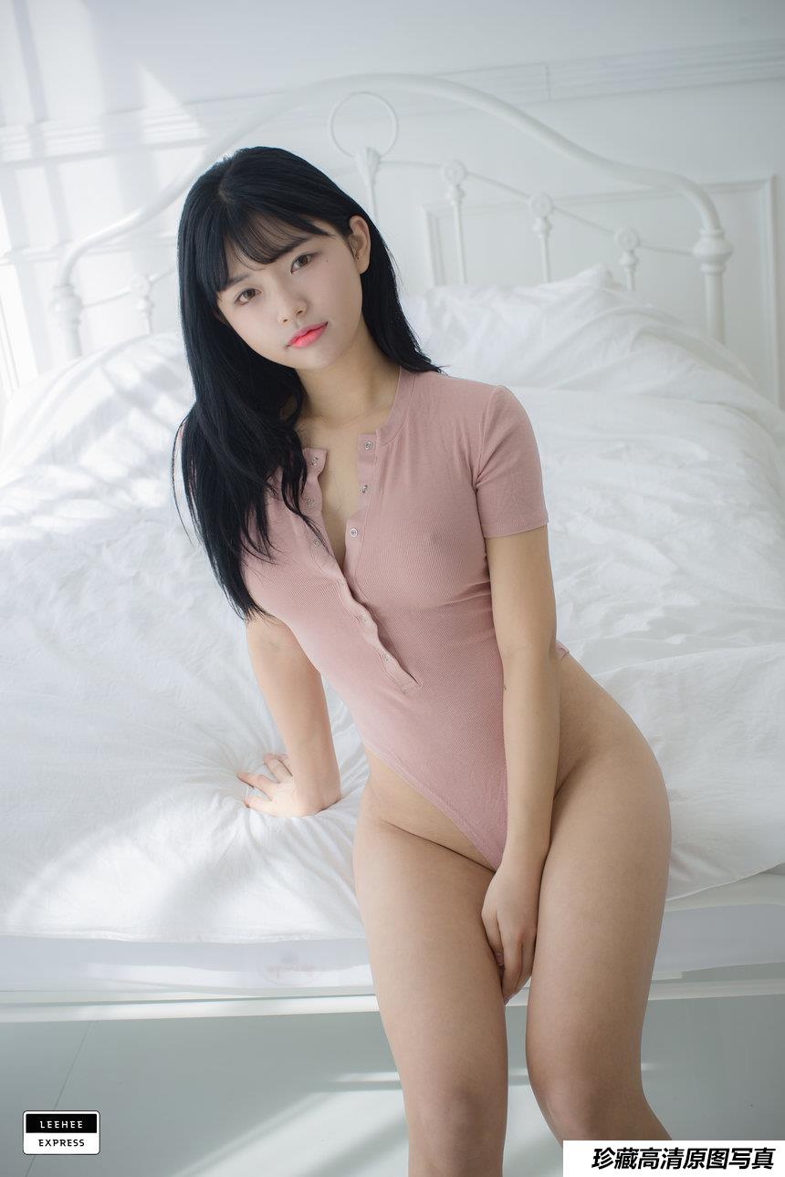 [LeeheeExpress] LEHF-017B U.Hwa [45P-338MB]