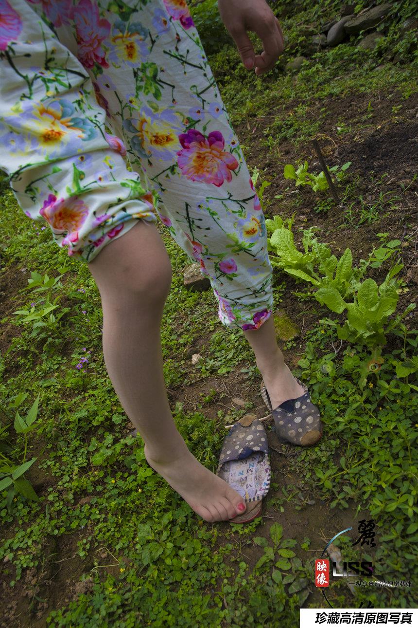 GIRLISS丽丝映像 - 村姑 [31P-552MB]