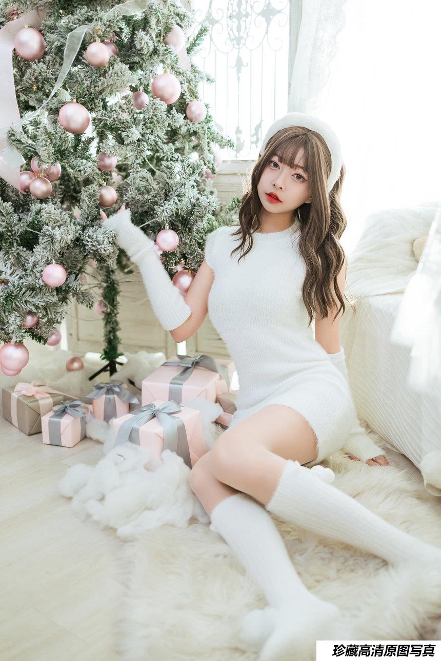 [YALAYI雅拉伊]2021.12.17 NO.875 圣诞礼物 阿禾[41+1P／411MB]