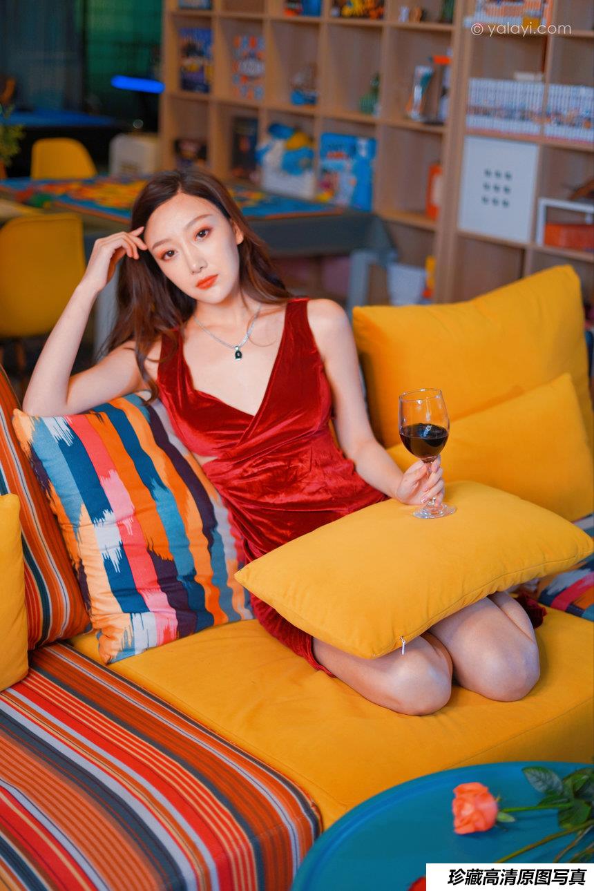 [YALAYI雅拉伊]2021.12.16 NO.874 美人一笑也倾城 蕊思[41+1P／640MB]