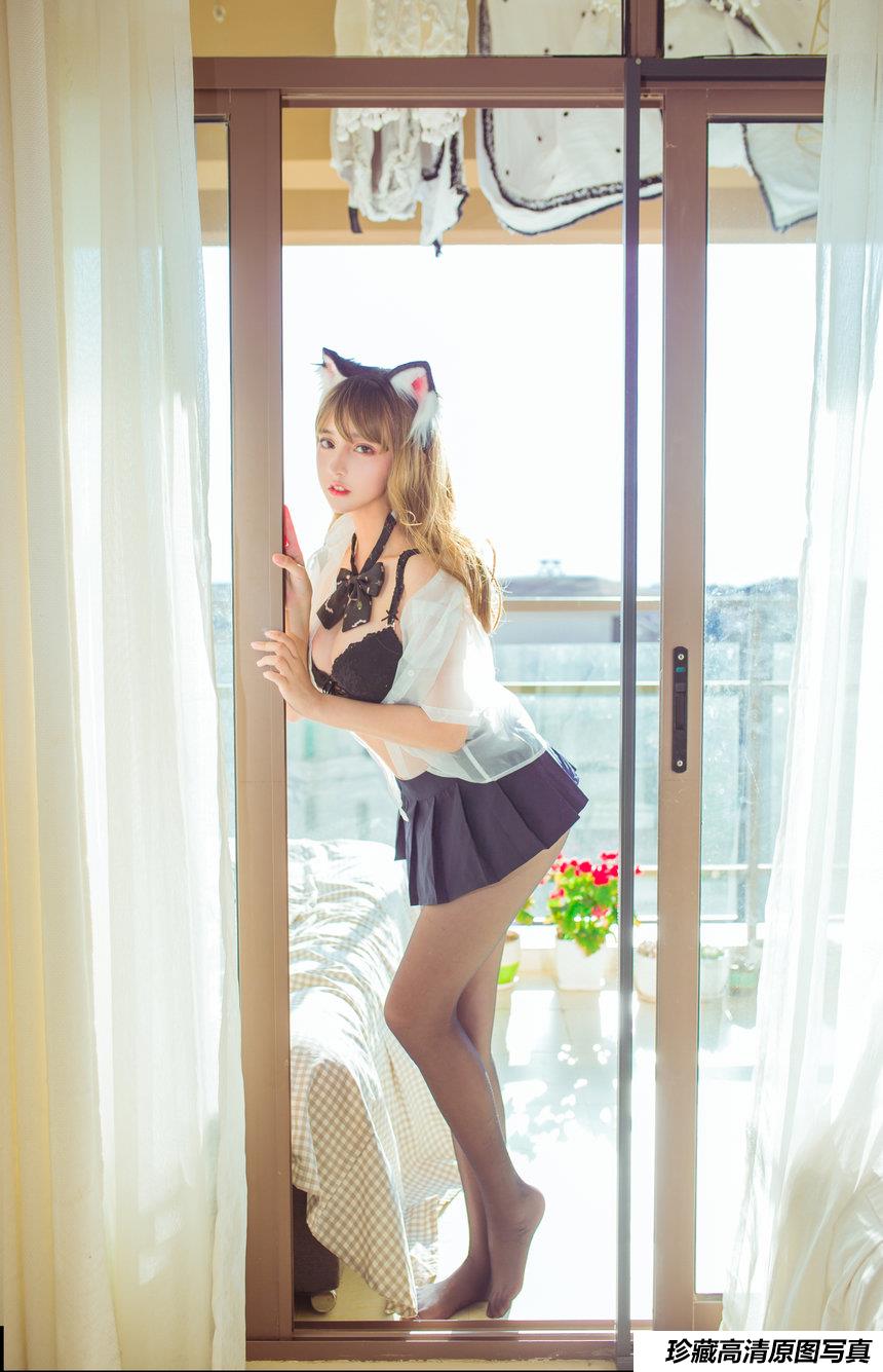 过期米线线喵 阳台 [24P 230M]