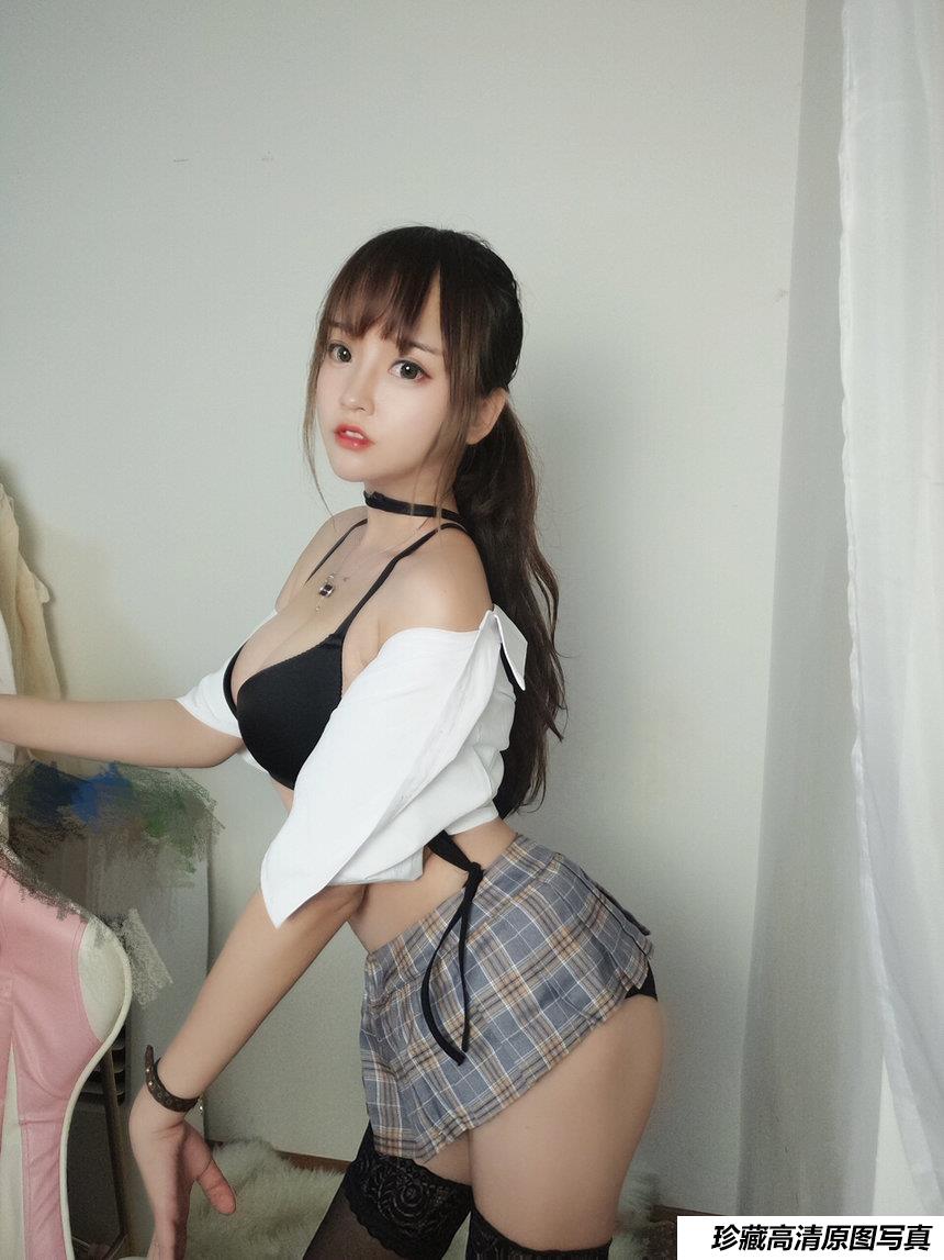 过期米线线喵 直播间齐b [16P 20M]