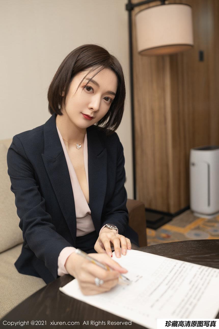 [XiuRen秀人网] 2021.08.02 No.3745 Angela小热巴 [77+1P]