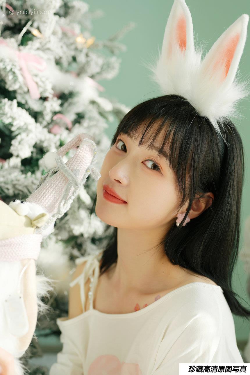 [YALAYI雅拉伊]2021.12.31 NO.880 迎新 京京[39+1P／516MB]