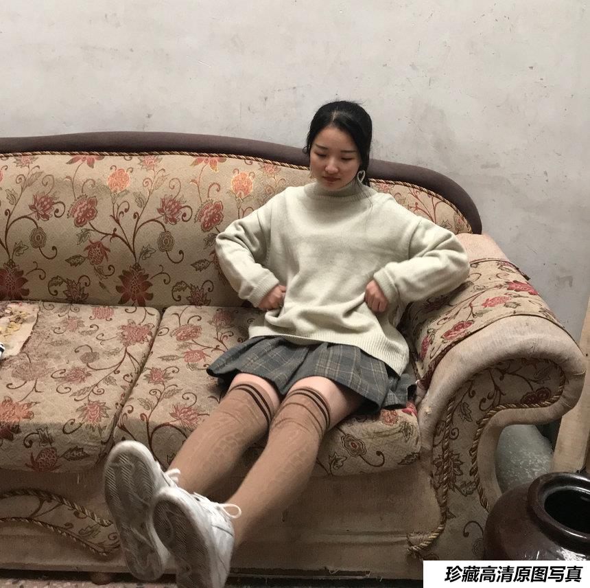 [最爱帆布鞋] 丝袜美腿写真 ON.09-绅士图