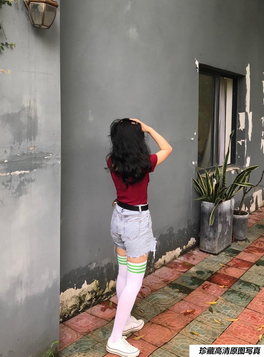 [最爱帆布鞋] 丝袜美腿写真 ON.07