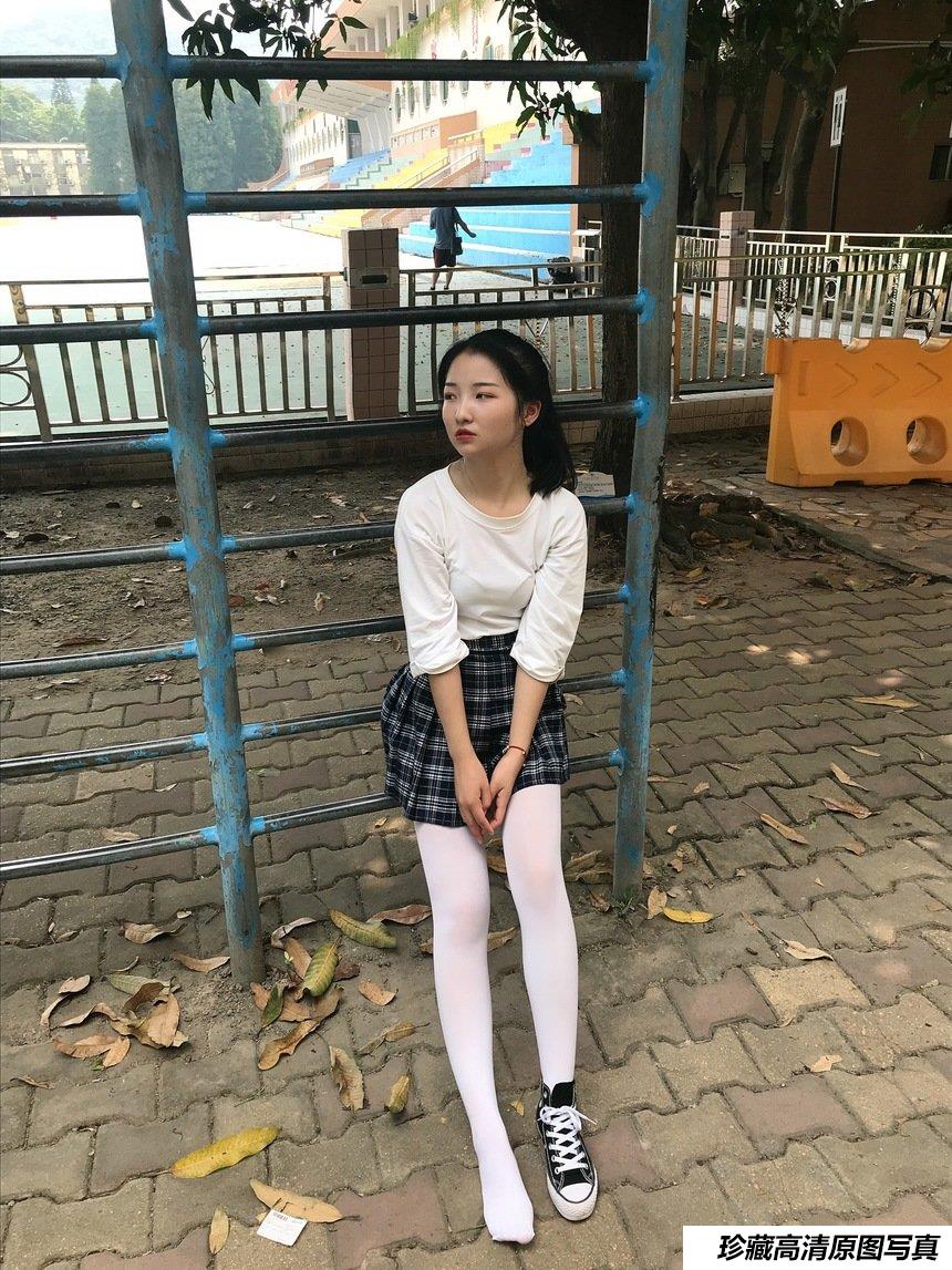 [最爱帆布鞋] 丝袜美腿写真 ON.11