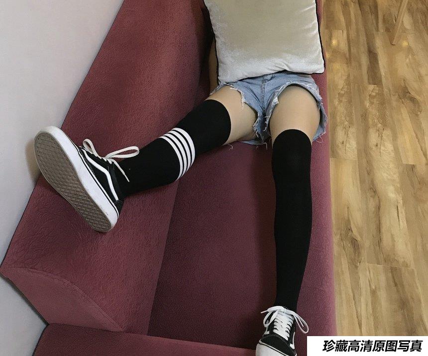 [最爱帆布鞋] 丝袜美腿写真 ON.14