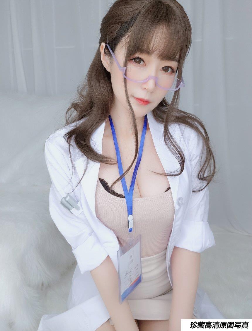 Coser小姐姐白银 - 私人医生 [159P6V-1.03GB]