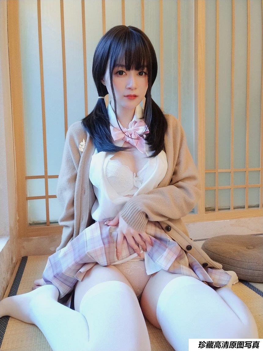 Coser小姐姐白银 - 女场浴池(下) [68P5V-602MB]