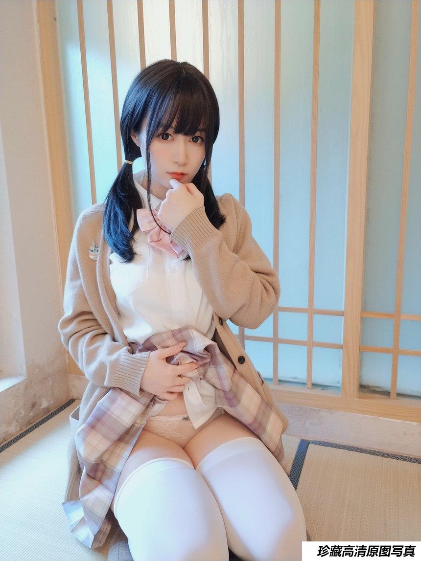 Coser小姐姐白银 - 女场浴池(下) [68P5V-602MB]