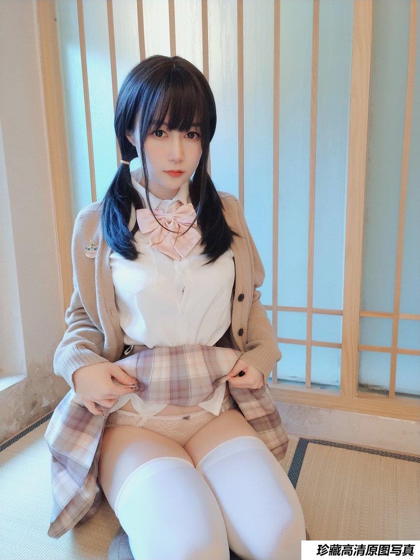 Coser小姐姐白银 - 女场浴池(下) [68P5V-602MB]