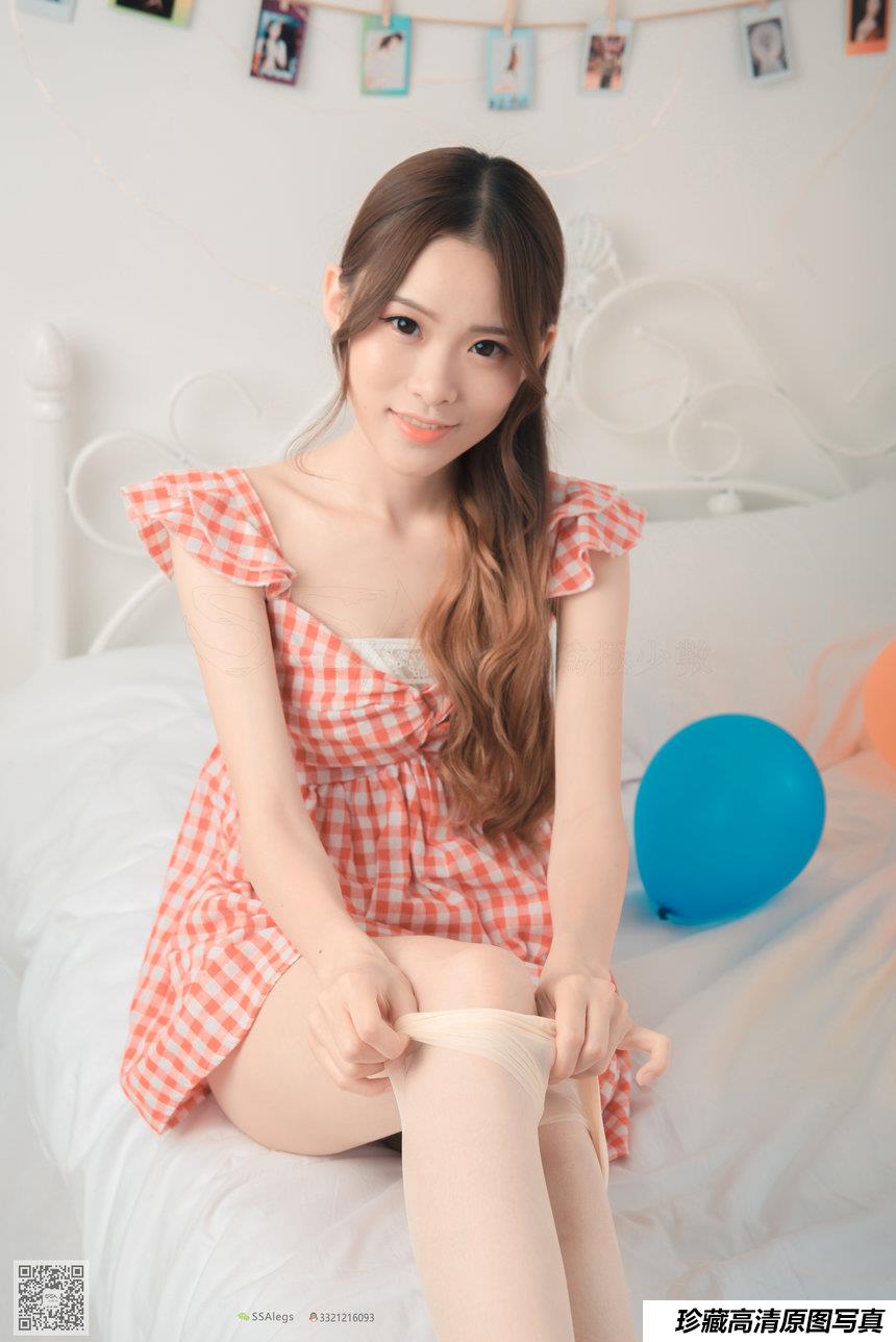 [SSA丝社]超清写真 NO.014 琪琪 闪光开裆丝袜的另一种演绎[99P／898MB]