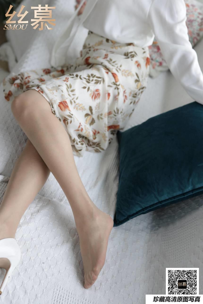 丝慕写真 特写集 TX081 新模《纯情玉足》 图套+视频