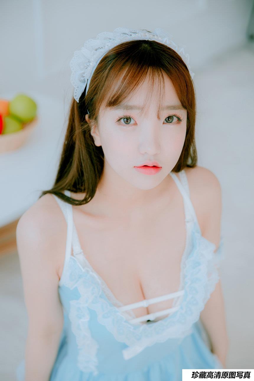 JOApictures – Son Ye-Eun  x JOA 20. APR Vol.1 [89P-1.02G]