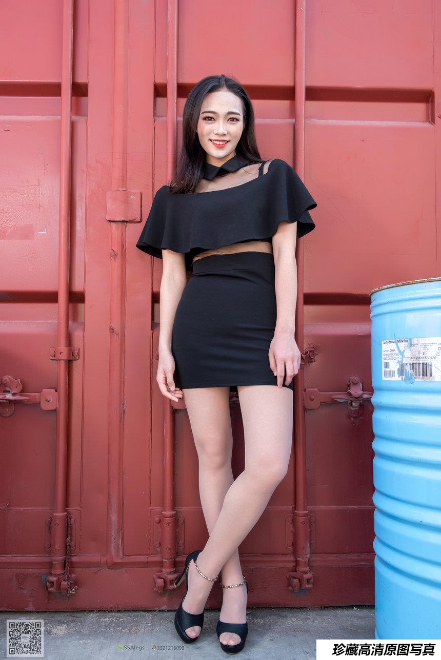 [SSA丝社]超清写真 NO.042 小凤 治愈系笑容高姐小凤文艺街拍[99P-1.67GB]-艺库