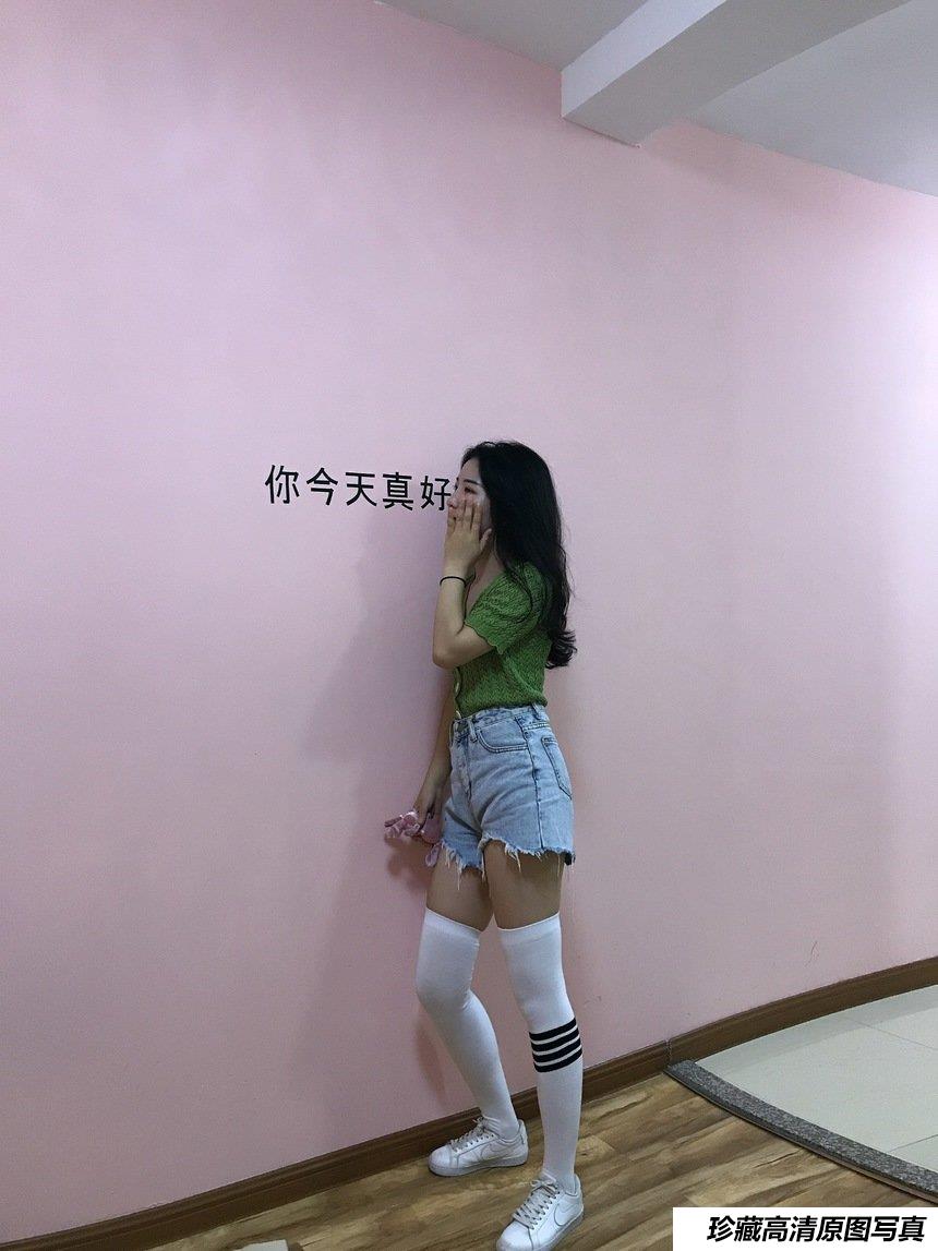 [最爱帆布鞋] 丝袜美腿写真 ON.18 图套+视频-绅士图