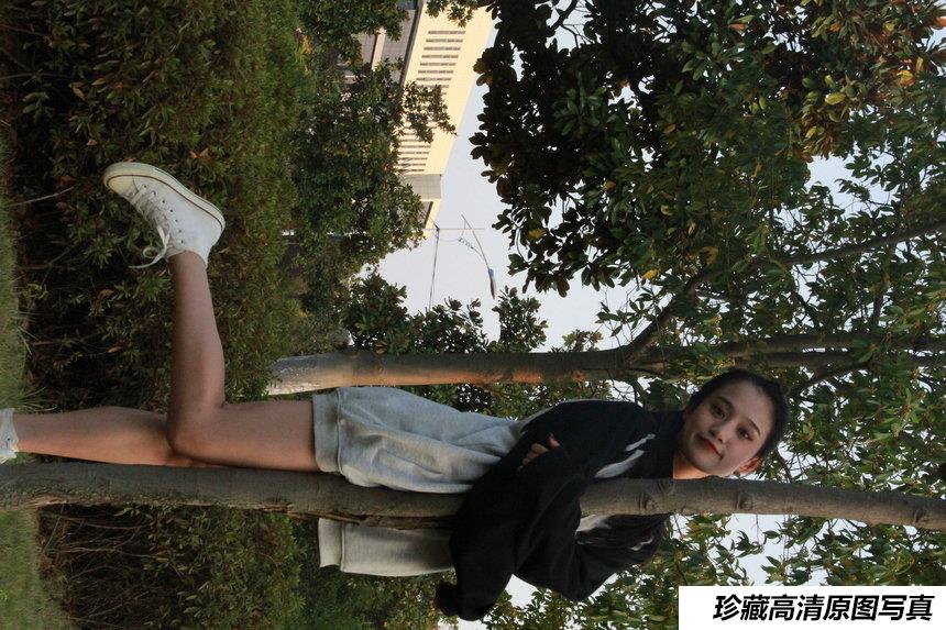 [最爱帆布鞋] 丝袜美腿写真 ON.21 图套+视频