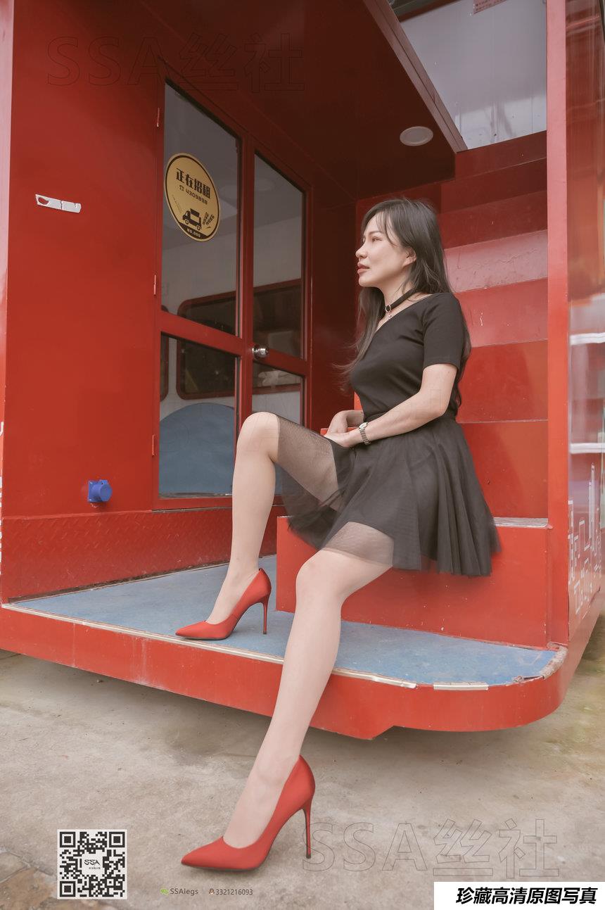 [SSA丝社]超清写真 NO.097 雪梨 腿模雪梨街拍红色高跟鞋肉丝[120P-783MB]