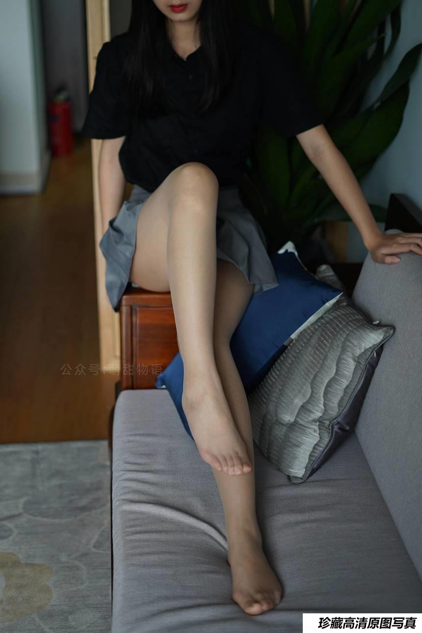 萌甜物语 XM121《短裙黑衬衣-小苏》[96P1V-222MB]