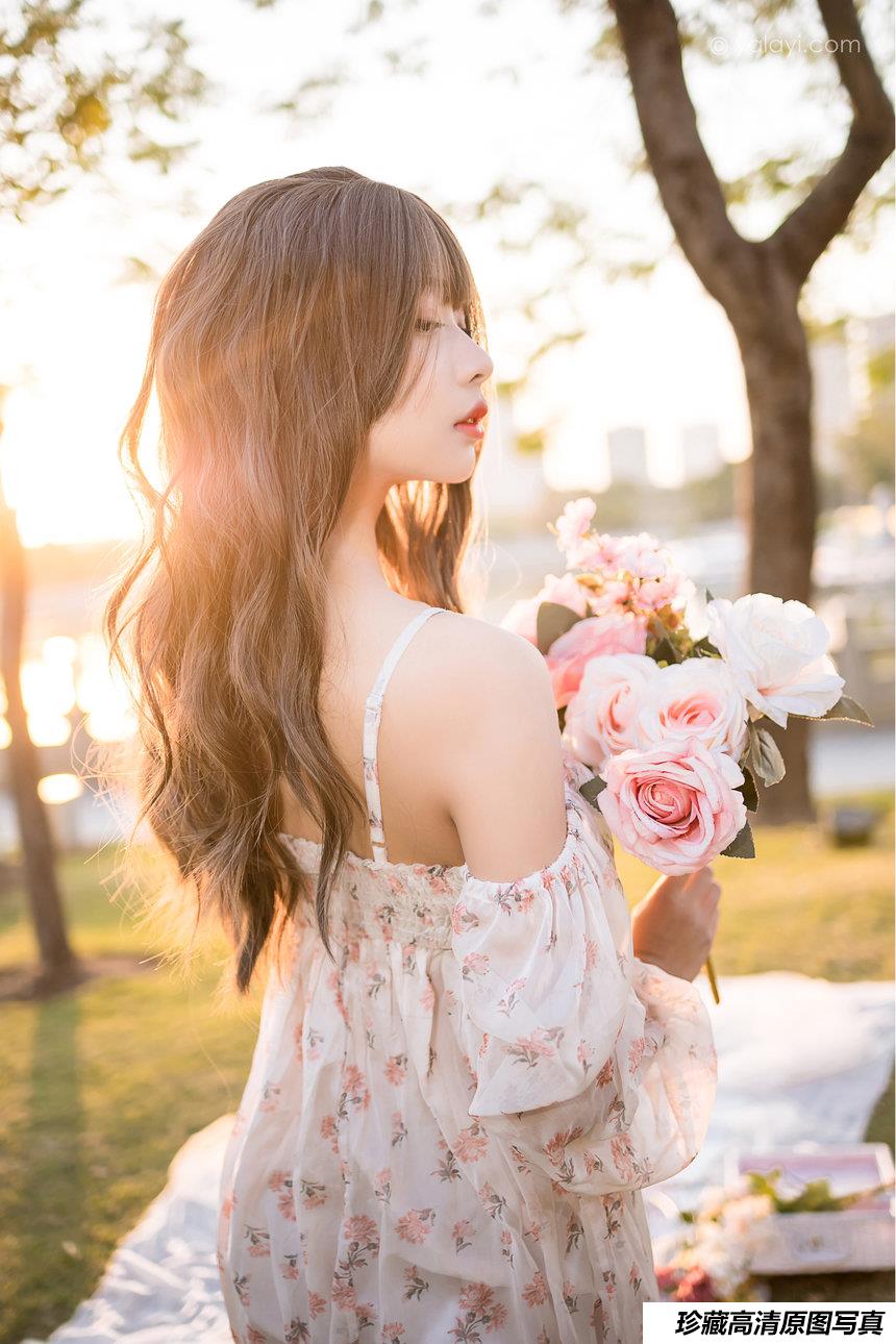 [YALAYI雅拉伊]2022.02.16 NO.897 希望的阳光 阿禾[41+1P／435MB]