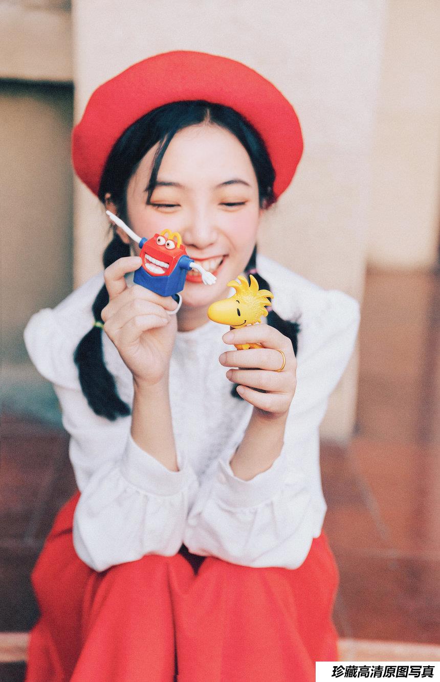 [YITUYU艺图语] 2021.04.08 重返小时候 桃桃 [31P275MB]