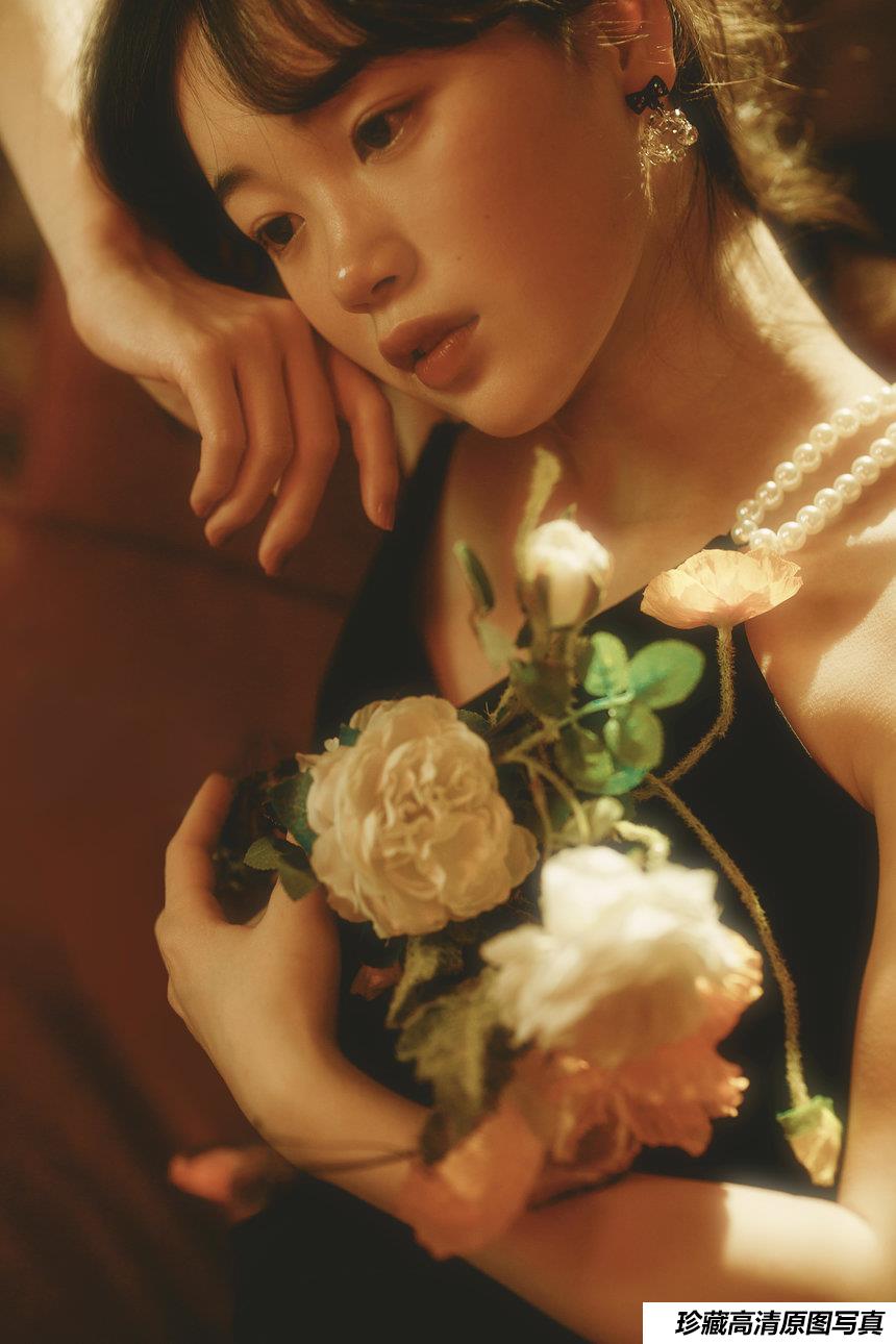 [YITUYU艺图语] 2021.04.16 情难自控 柚子 [31P690MB]