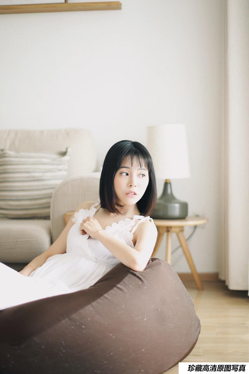 [YITUYU艺图语] 2021.04.26 清风白信 裸心心 [36P296MB]