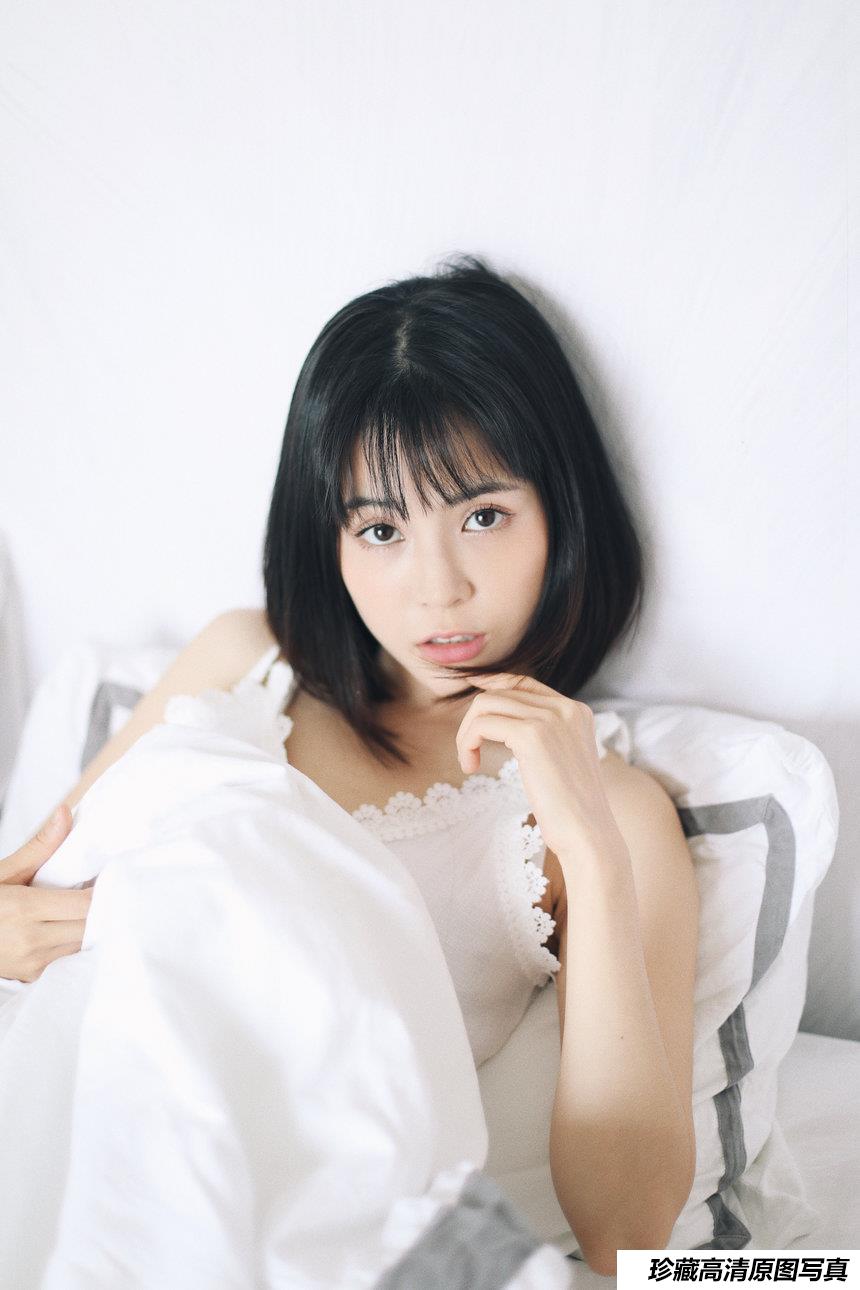 [YITUYU艺图语] 2021.04.26 清风白信 裸心心 [36P296MB]