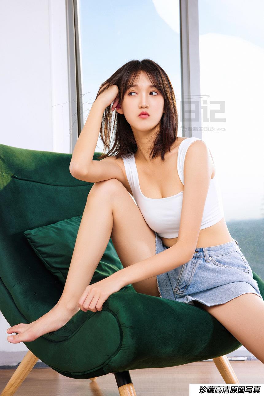 [GALLI嘉丽]舞蹈生日记  2021.01.05 美琪[29P／223MB]