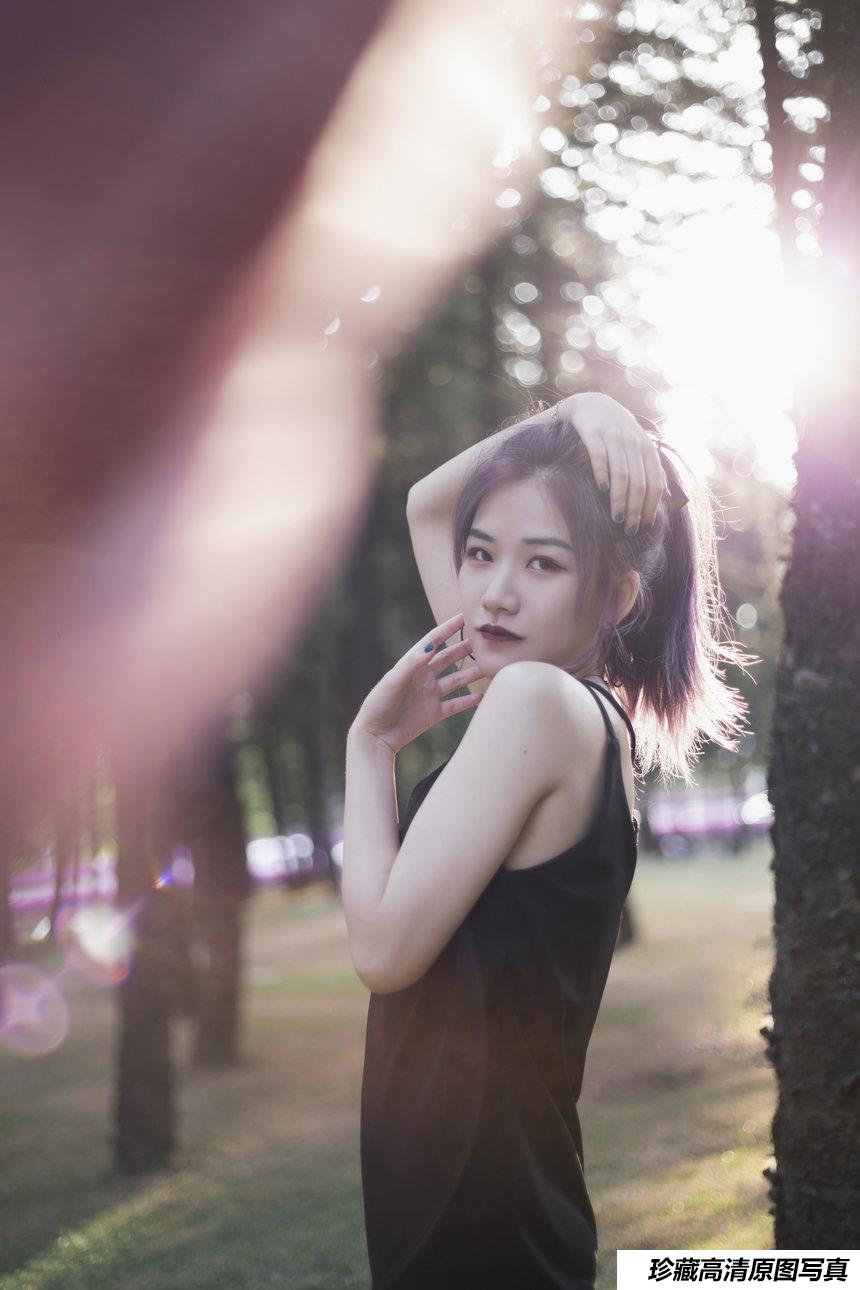 [YITUYU艺图语] 2021.07.01 不受束缚 无 [32P280MB]