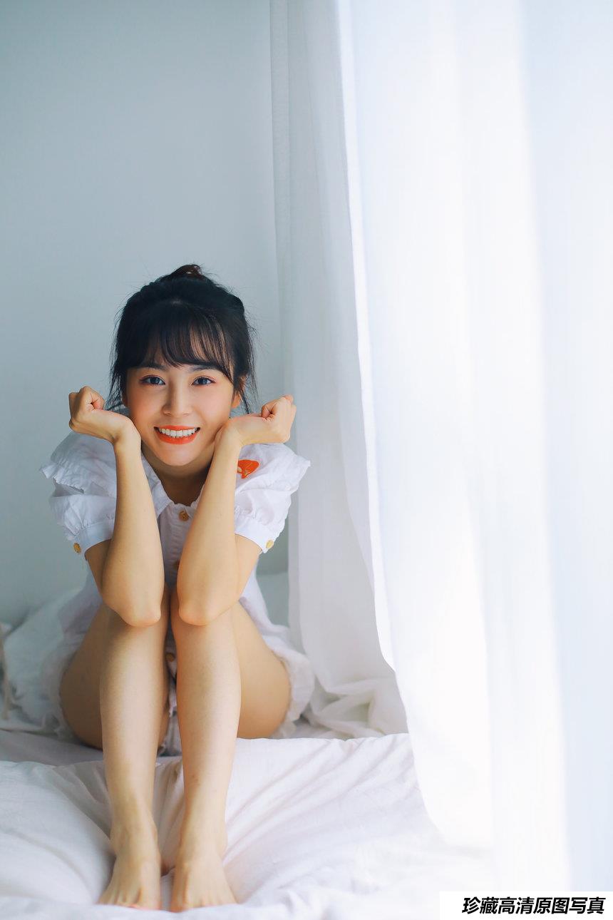 [YITUYU艺图语] 2021.05.04 少女日记 裸心心 [25P-157MB]