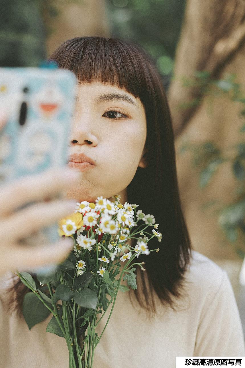 [YITUYU艺图语] 2021.05.24 买花的日子 叶哎哟 [35P-543MB]