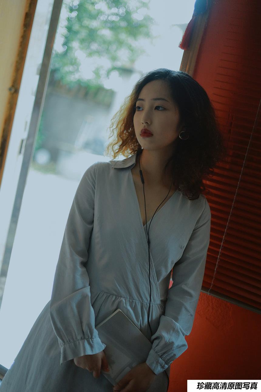 [YITUYU艺图语] 2021.05.26 慢慢的你 千千 [27P-286MB]