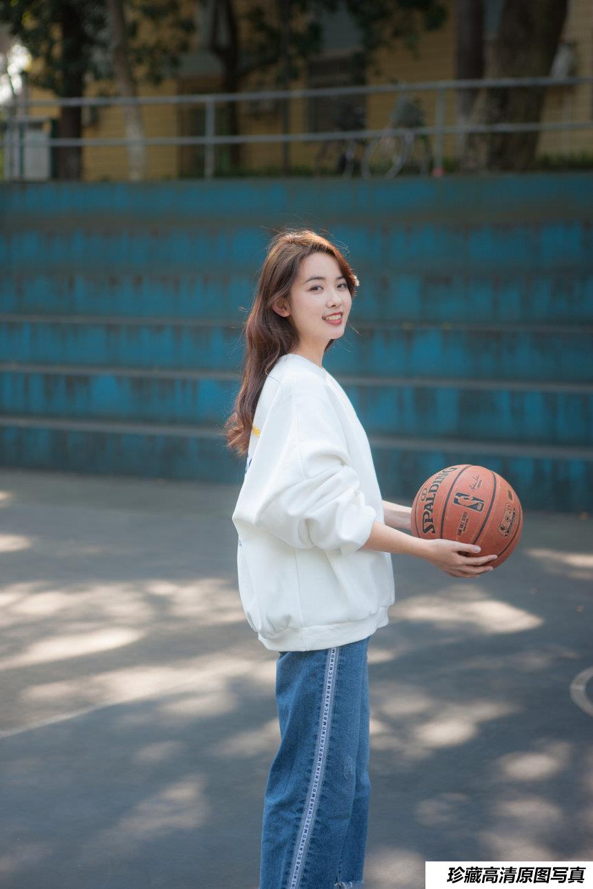 [YITUYU艺图语] 2021.08.12 晴天 黄子卿 [40P-385MB]