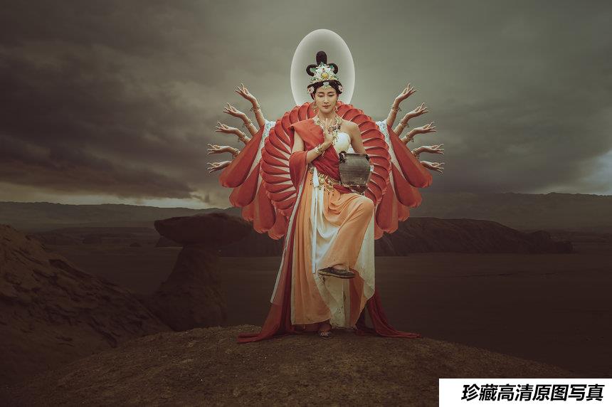 [YITUYU艺图语] 2021.07.14 大漠胡杨情 婉君 [40P280MB]