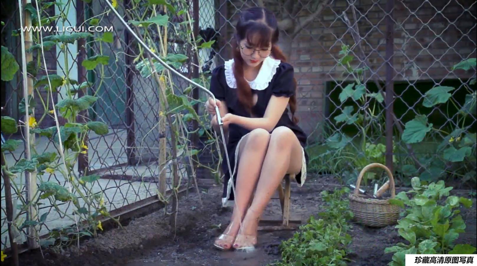 [Ligui丽柜] 2020.07.30 HD视频《满园春色》汐汐 [1V-299M]