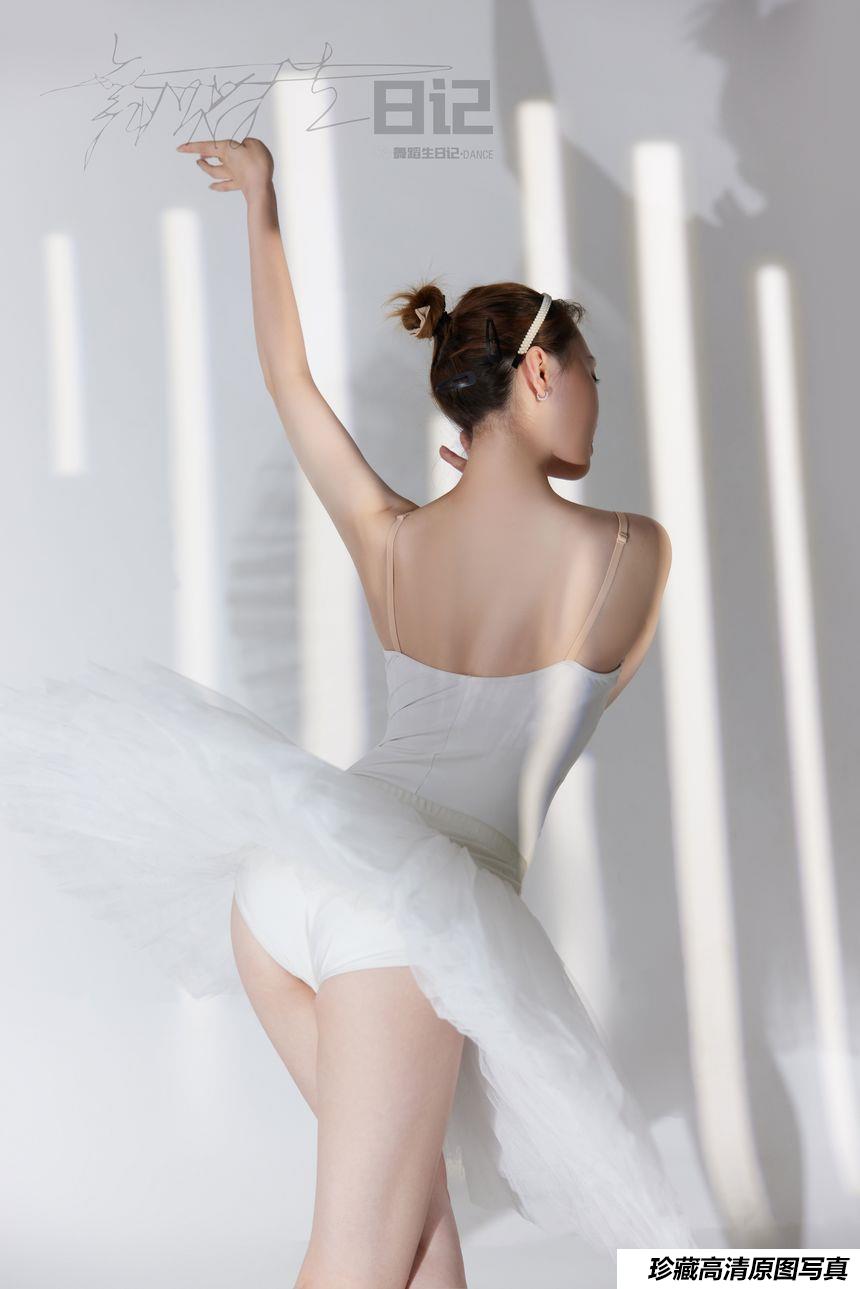 [GALLI嘉丽]舞蹈生日记 2021.02.08- 高雯雯[41P-95.5MB]