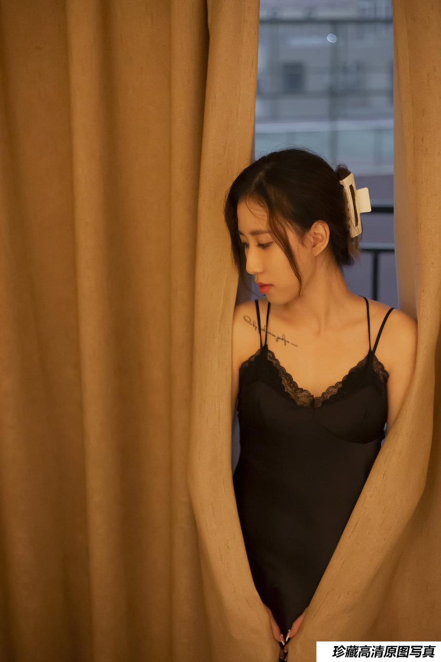 [YITUYU艺图语] 2021.07.14 下班回家 Jenny [37P-437MB]