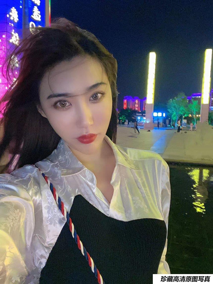 林子琳喵微信朋友圈收费资源合集  [367P22V-324MB]