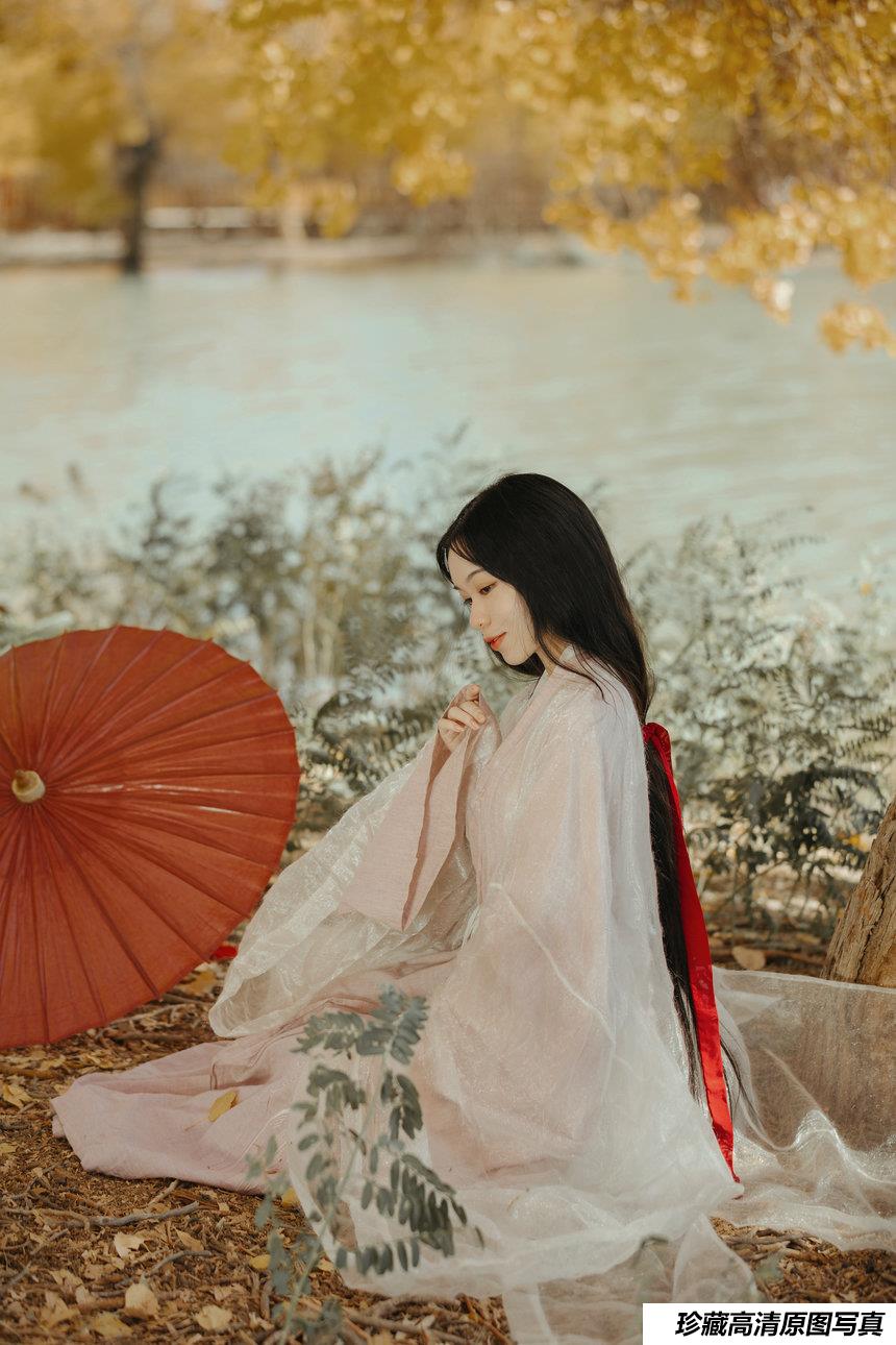 [YITUYU艺图语] 2021.08.16 蒹葭 薄荷 [26P-444MB]