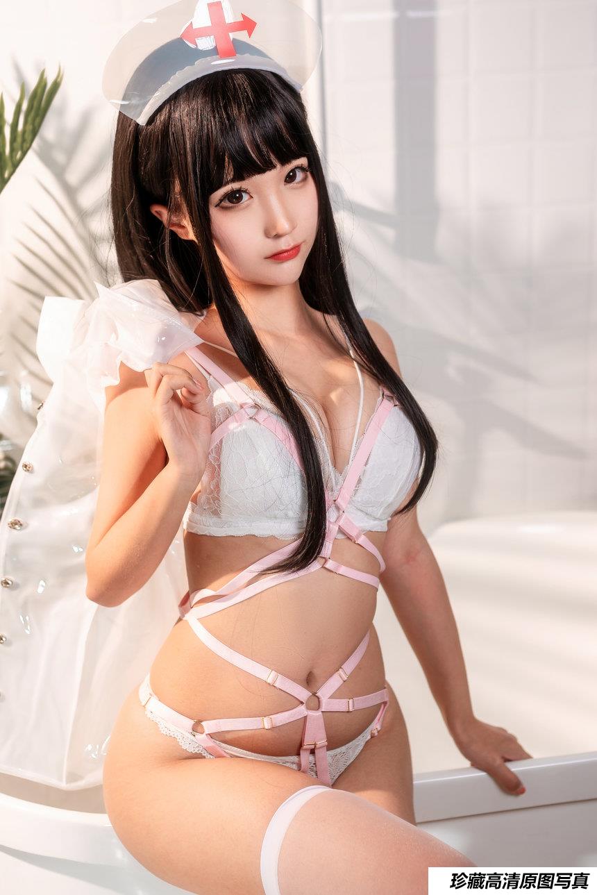 蠢沫沫 NO.019 - 胶衣护士 白[40P／444MB]