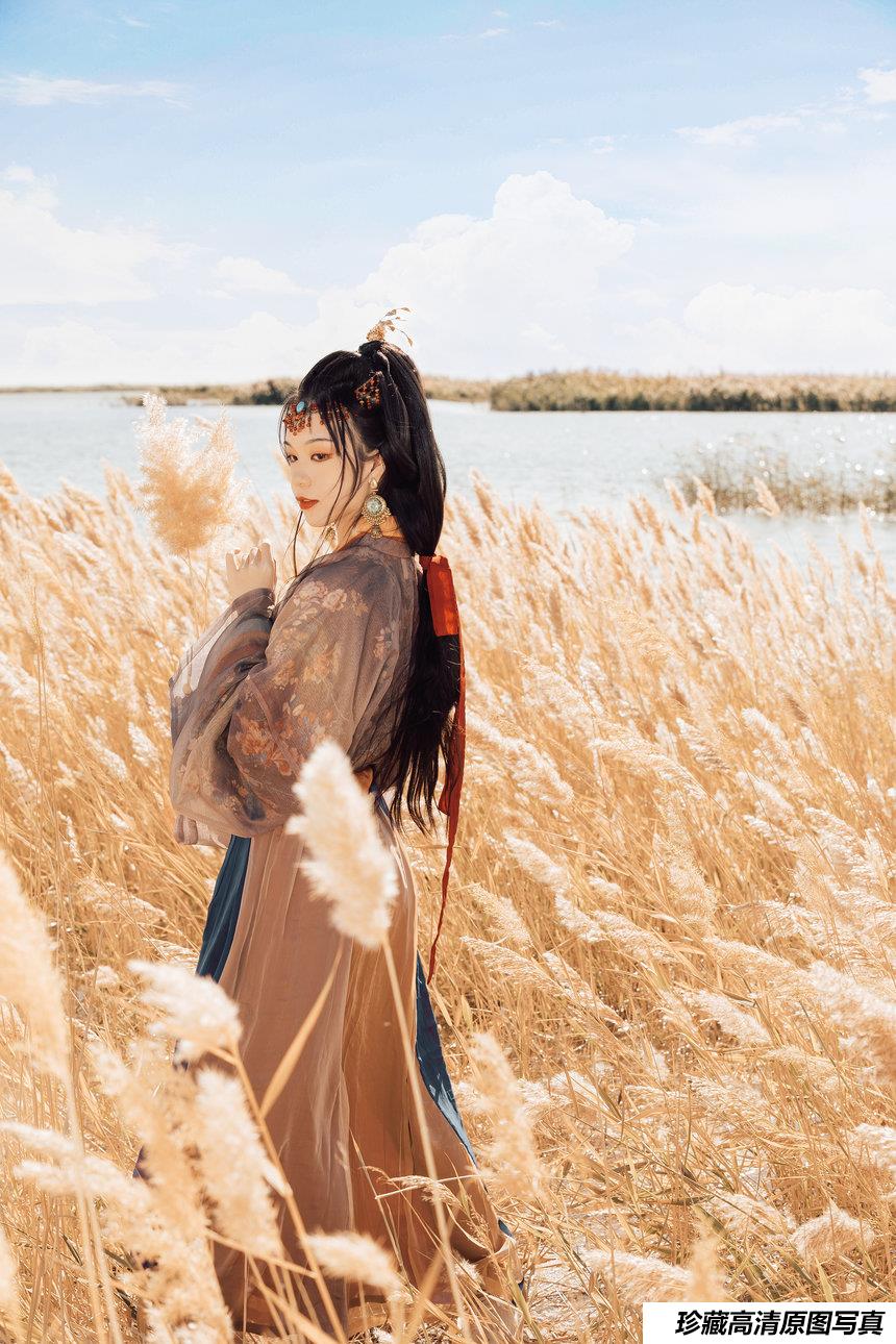 [YITUYU艺图语] 2021.08.14 昭君出塞 薄荷 [35P-601MB]