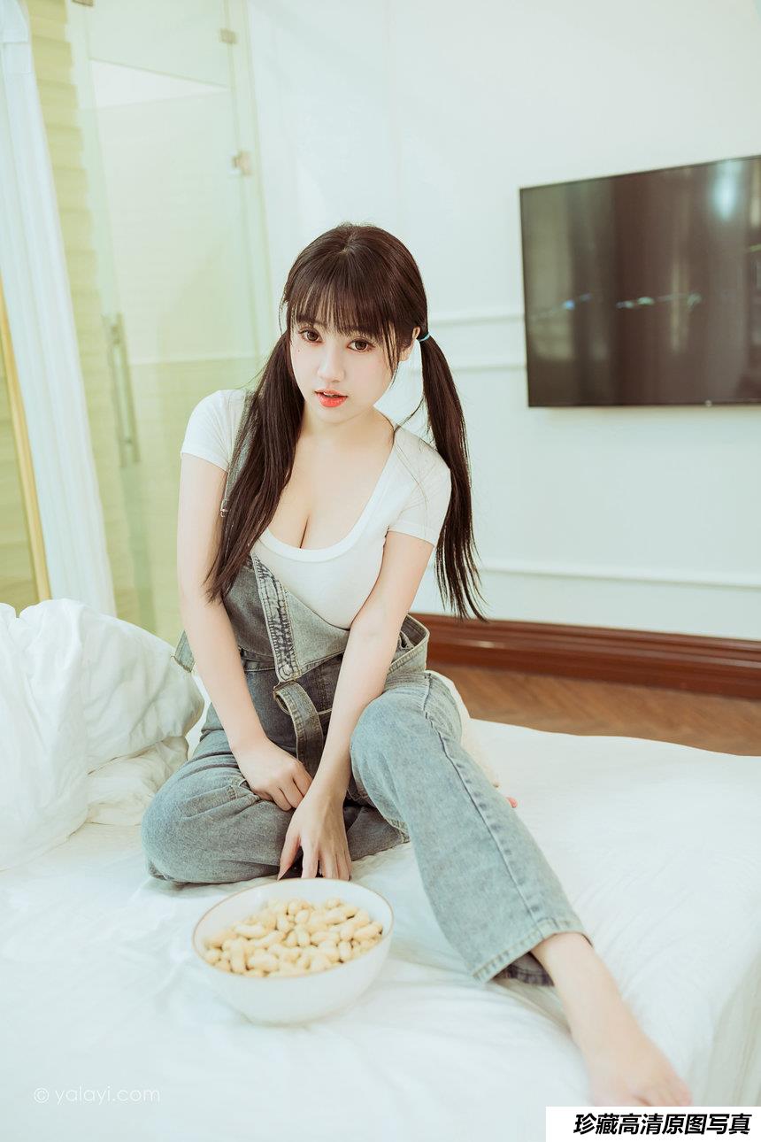 [YALAYI雅拉伊]2022.03.22 NO.912 开心宅家 虞艺[40+1P／362MB]