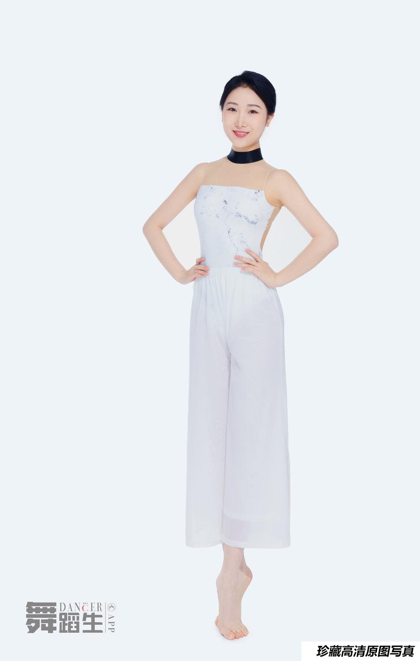 [GALLI嘉丽]舞蹈生日记 2021.02.20 - 风舞如蝶 薛慧[42P／311MB]