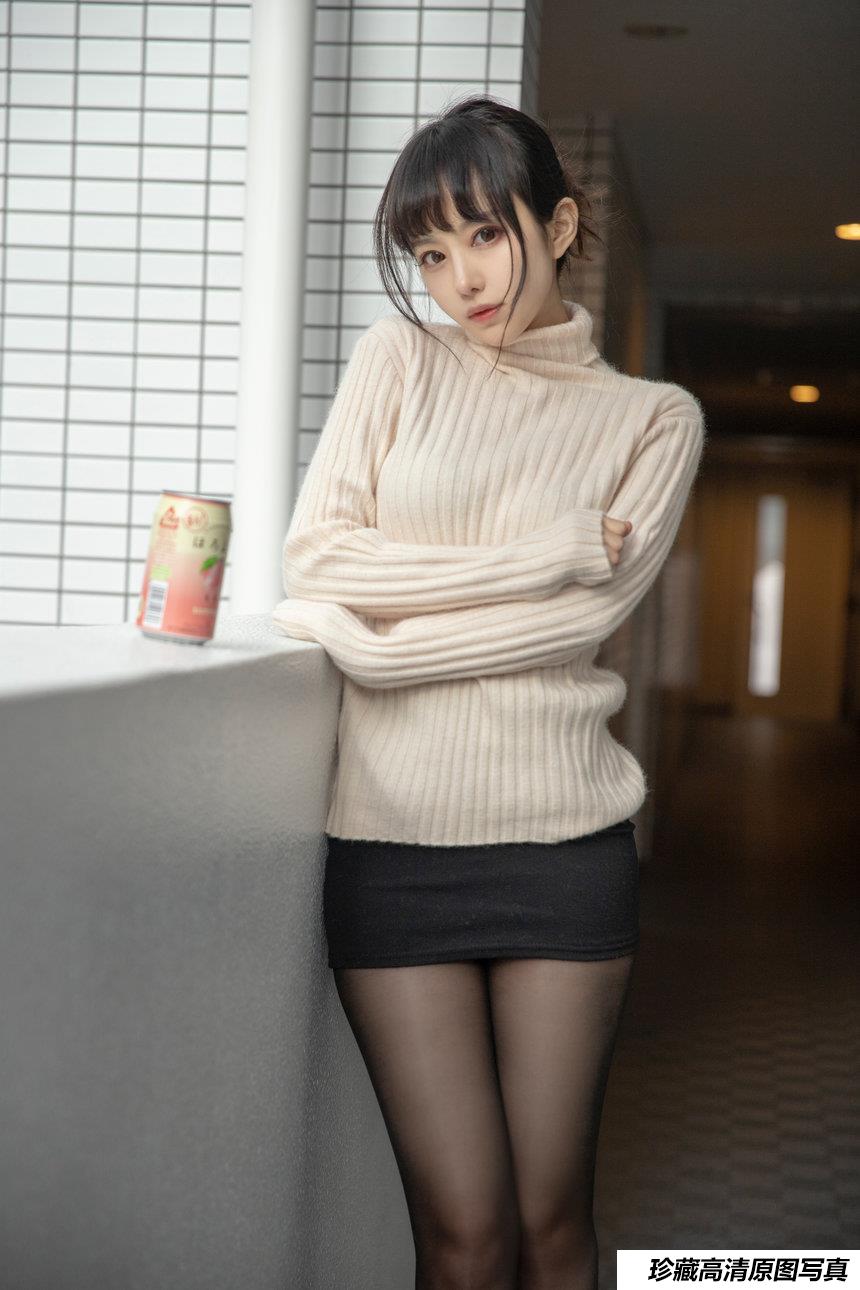 Shika小鹿鹿 NO.069 - 年上彼女[37P／353MB]