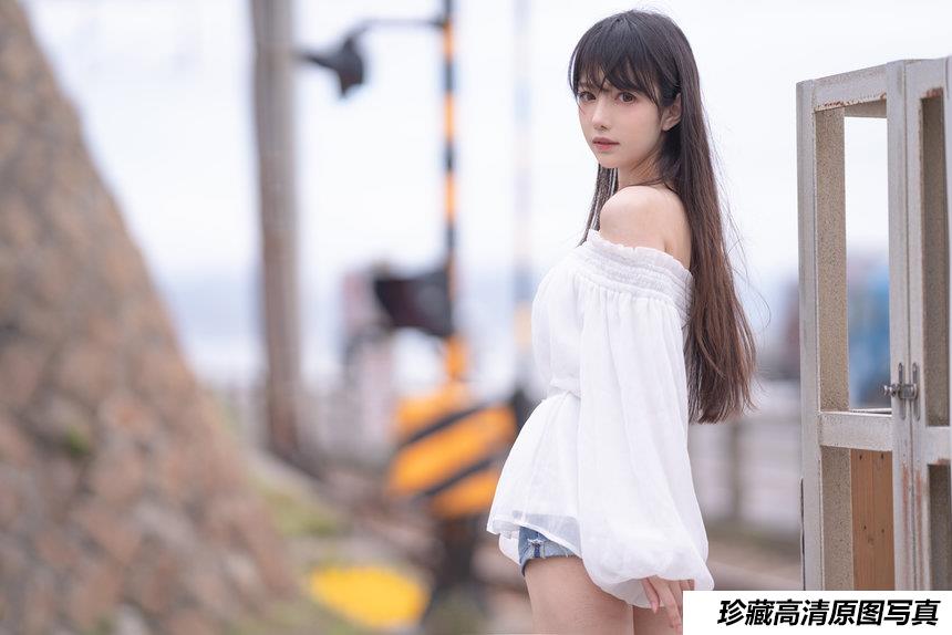 Shika小鹿鹿 NO.070 - 以夏之名[20P／197MB]