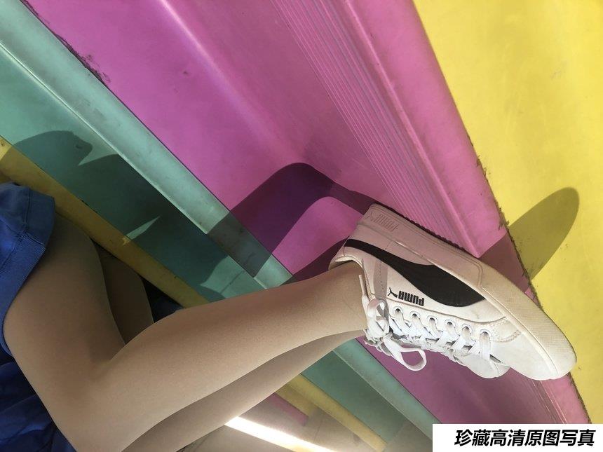 [最爱帆布鞋] 丝袜美腿写真 ON.35 图套+视频